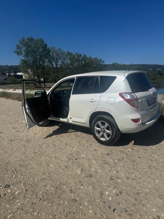 toyota rav 4, an 2012