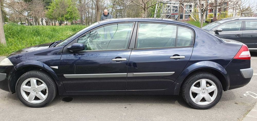 Renault Megane 2007, 1.6, Benzina, Albastru.