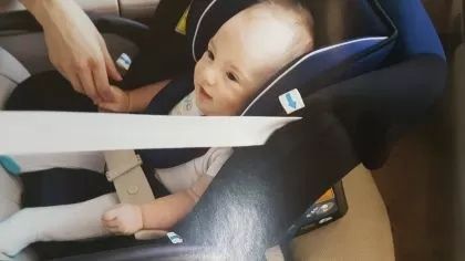 Бебешко столче за кола с дръжка Junior - Bambini - син цвят