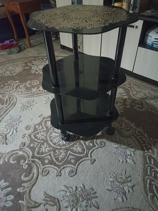 Журнальный столик