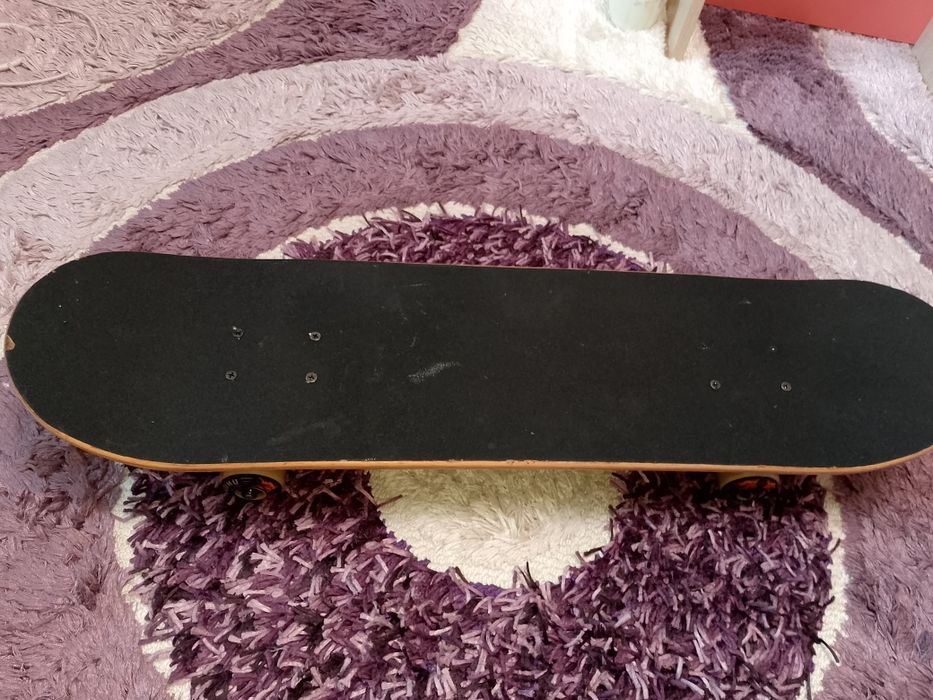 Продам скеит борд