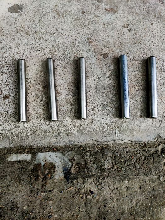 Magneți industriali