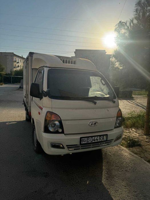 HYUNDAI PORTER 2 refregerator