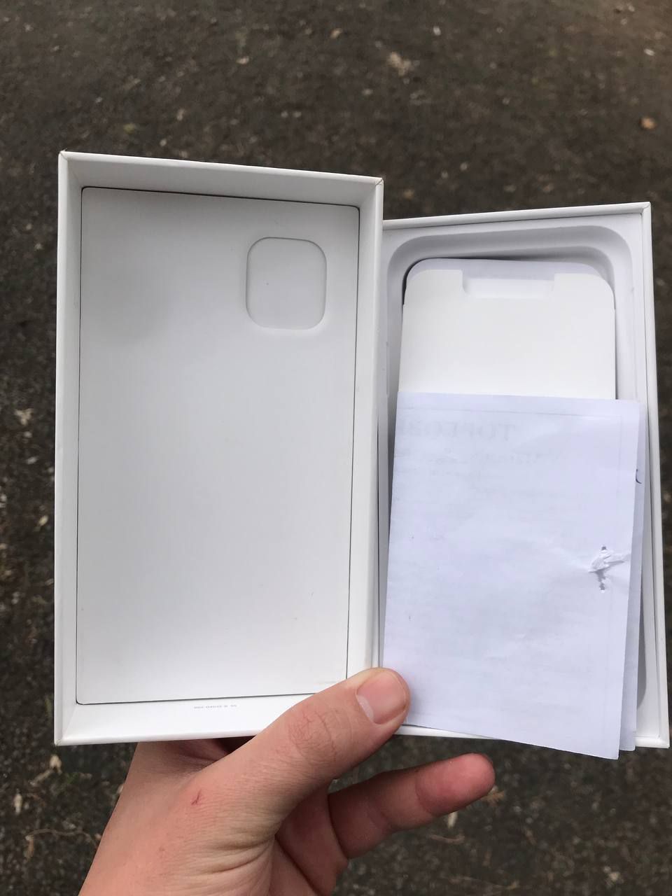iPhone 11 1yil garantiya bilan