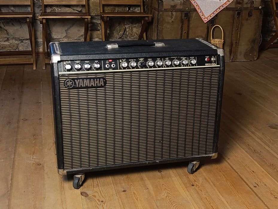 Yamaha G100 - 212 II Комбо Китарен Усилвател (кубе)