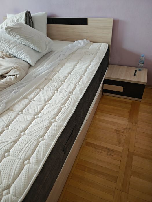 Продавам нов матрак висок клас 164/190