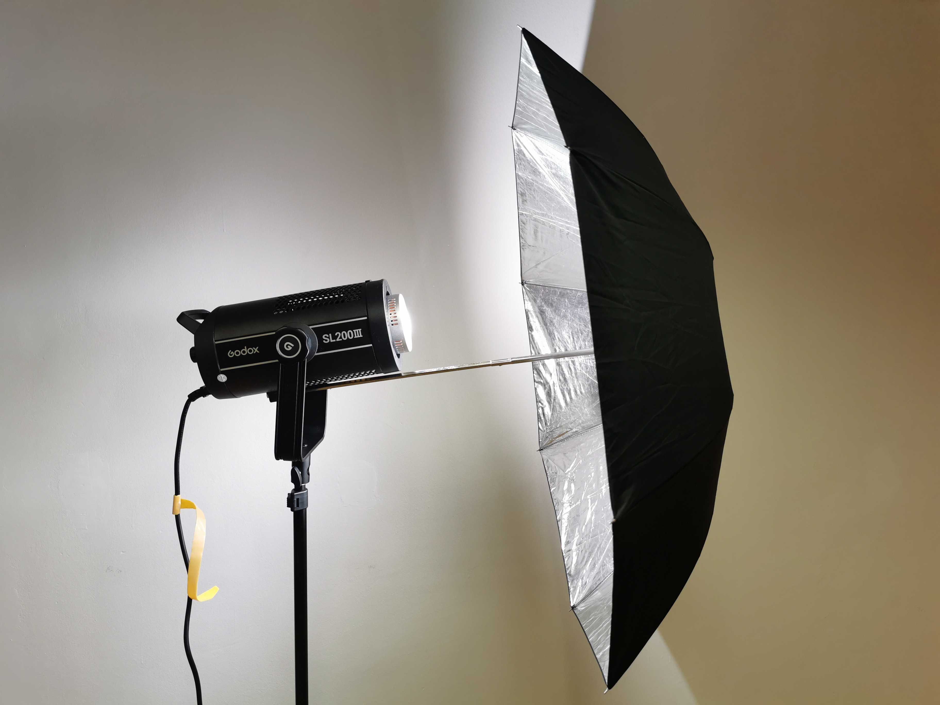 Walimex Pro Silver Umbrella 80 cm / фотографски чадър - модификатор