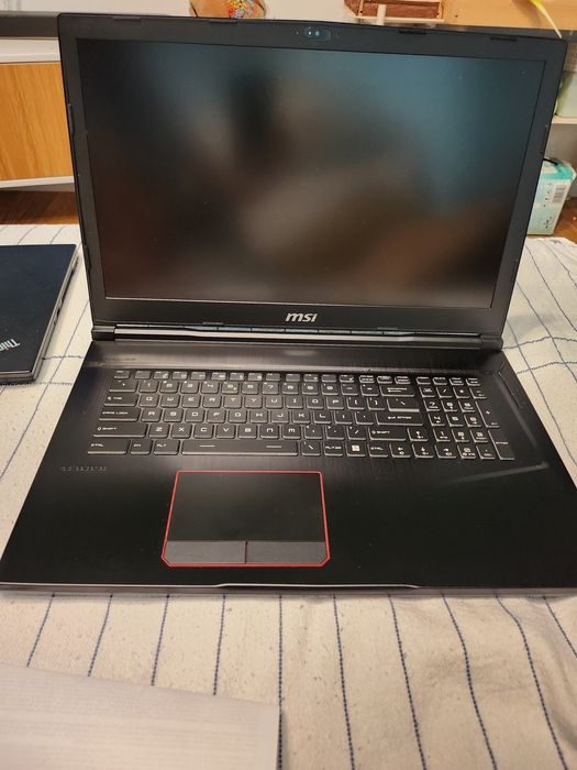 Laptop MSI GE73 Raider RGB 8RE