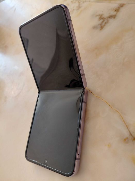 Самсунг галакси з флип 4 развален дисплей