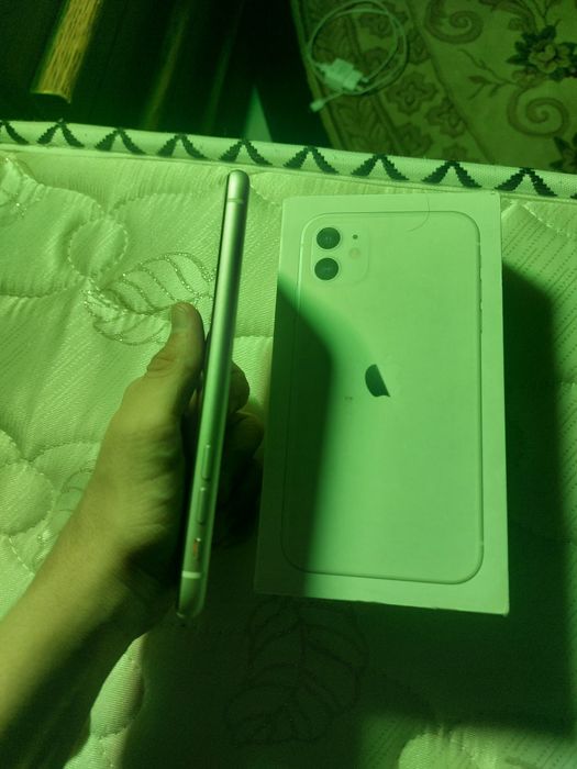 Iphone 11 obmen icloud tushkan