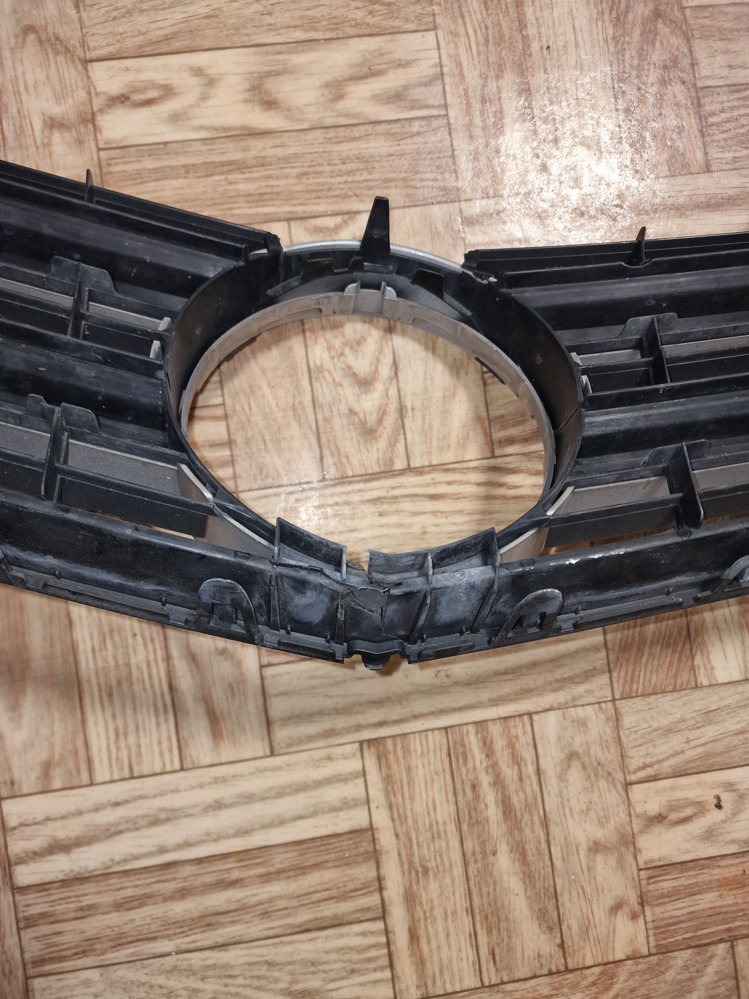 Решетка мерцедес Е-класа купе  mercedes c207 W207 A207