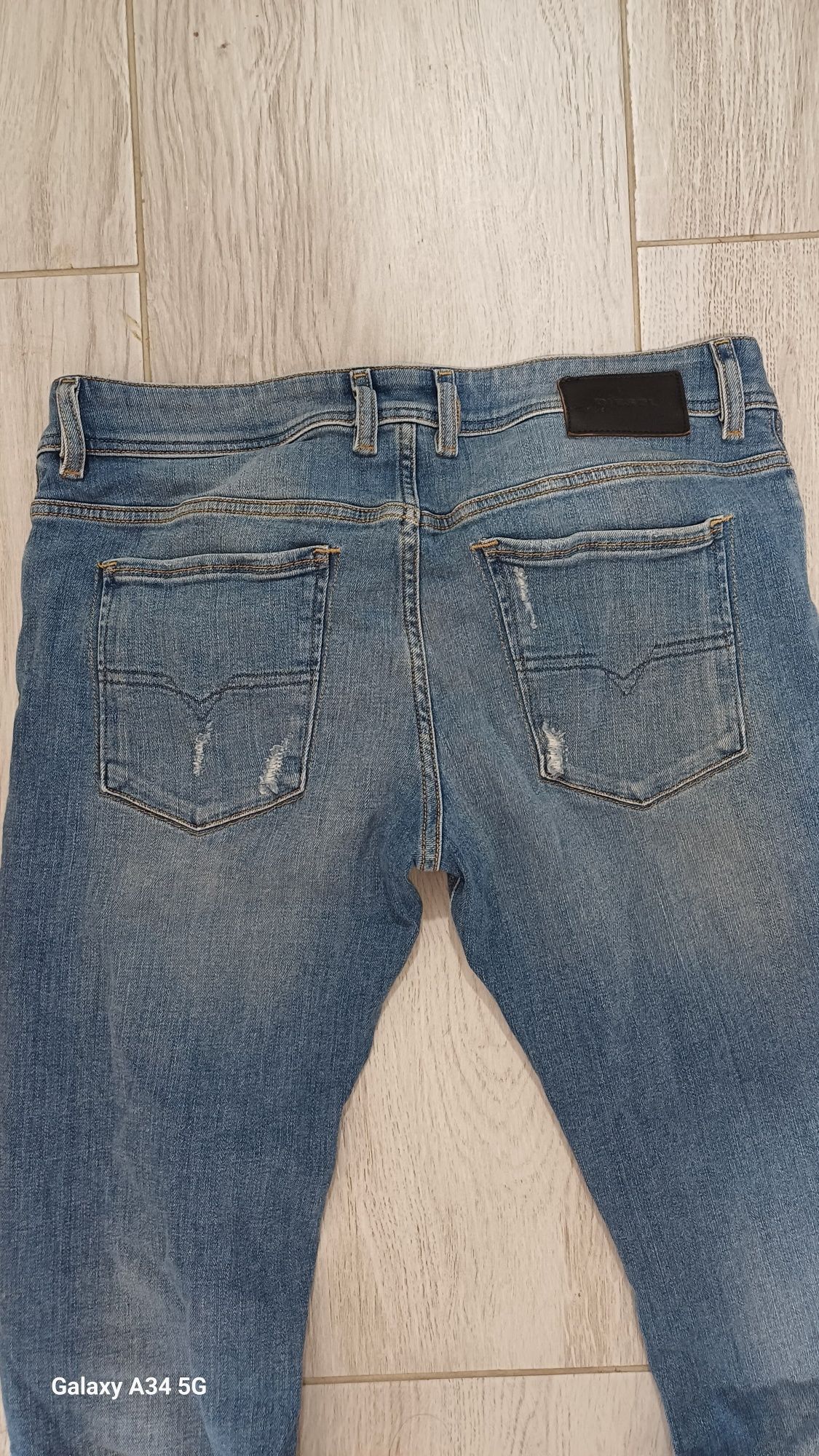 Мъжки дънки Diesel Guess