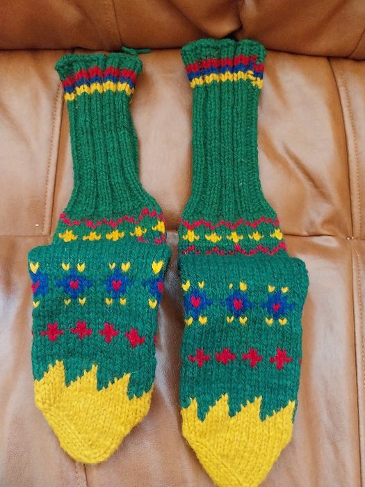 Автентични родопски, вълнени чорапи.Нови.Съхранявани грижливо