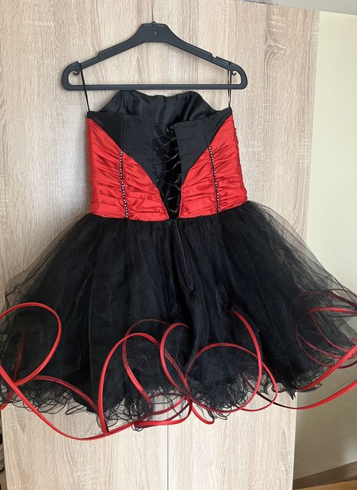 Бална рокля