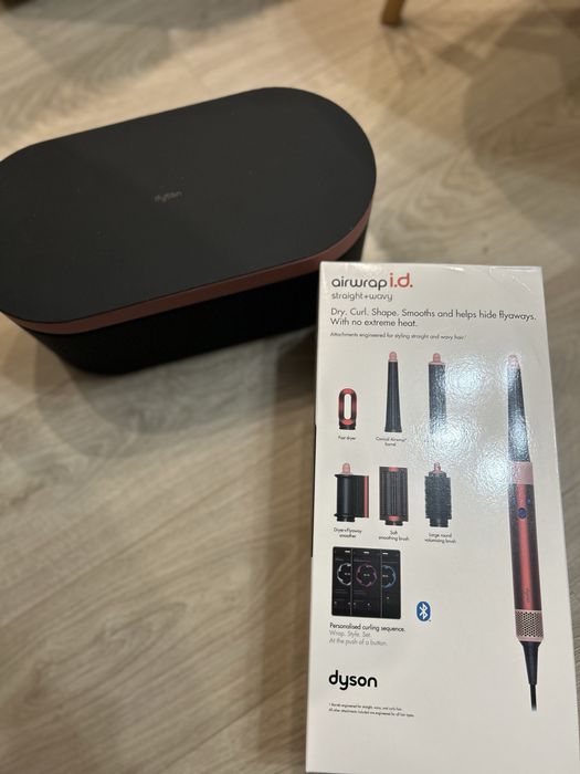 Dyson Airwrap i.d. Strawberry Bronze/Blush Pink – НОВ, неотварян!