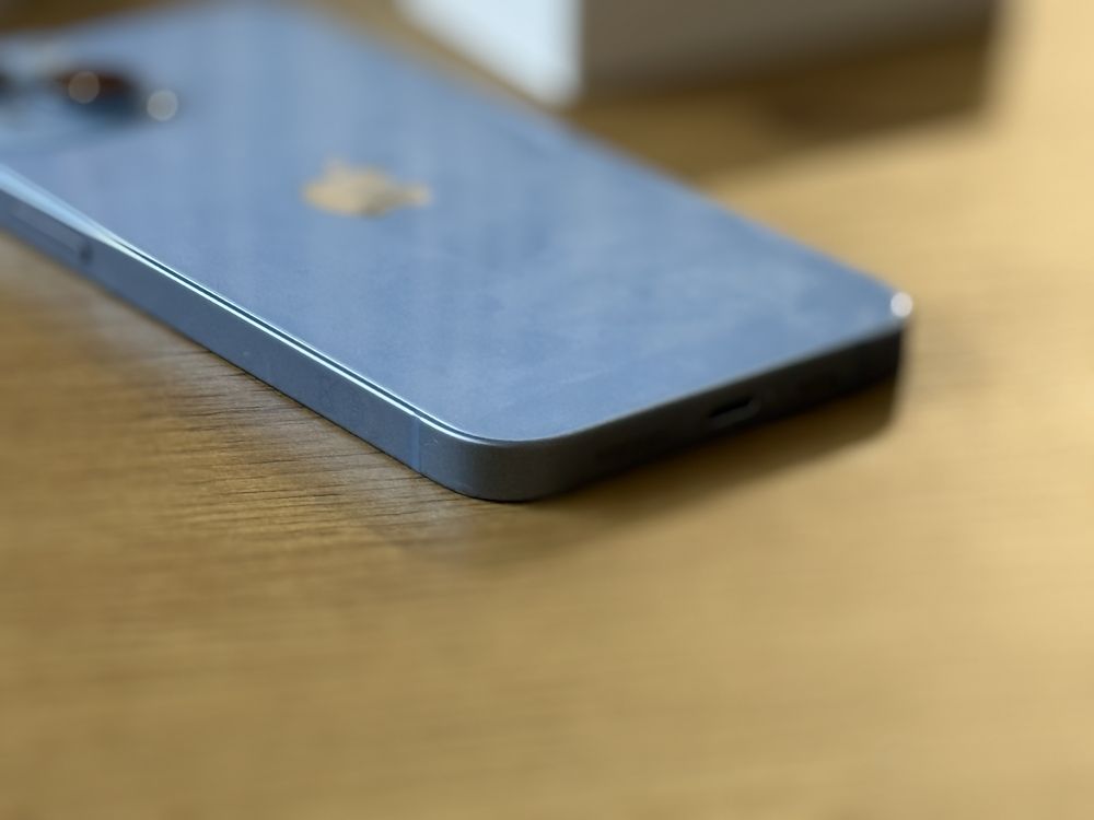 Бартер пврфектен iphone 14 128gb 96% blue