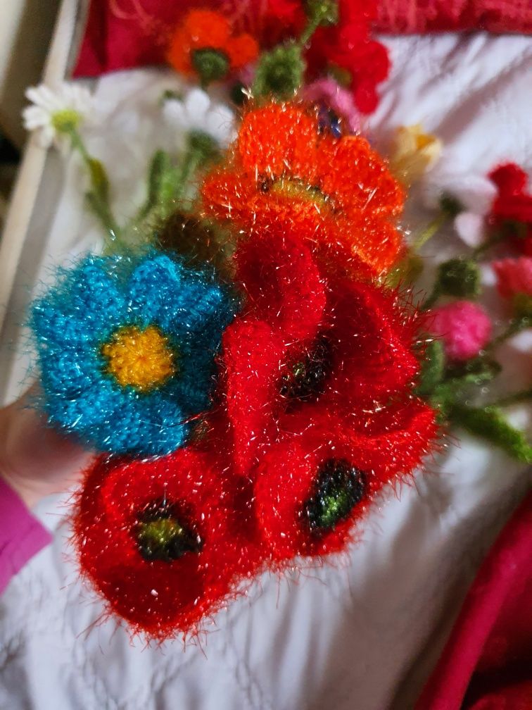 Martisoare handmade- flori crosetate