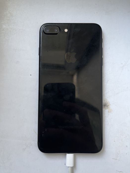 Айфон7-8 плюс акумлятр отырп қалға обмен самсунг (каробка жоқ )