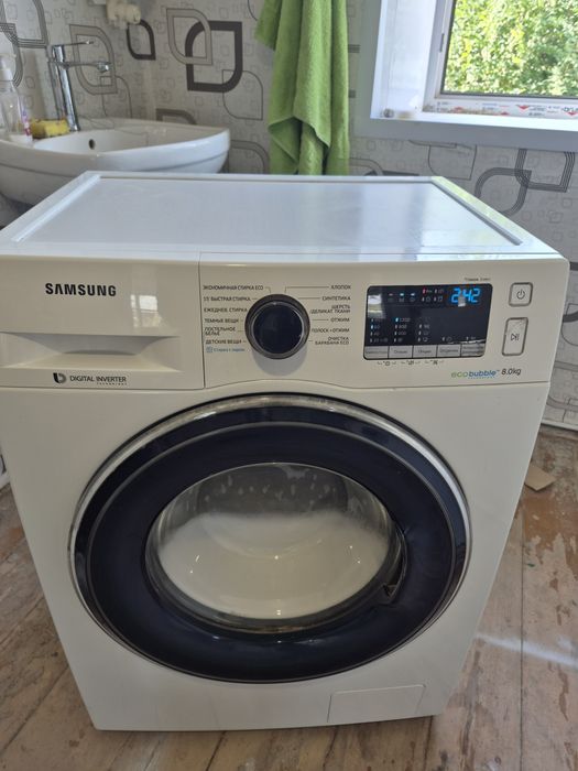 Продам стиральную машину