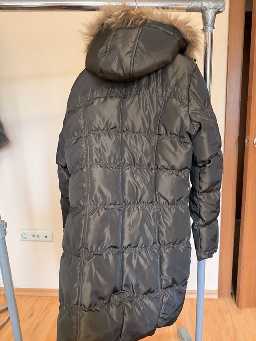 Пухенка в кафяво с косъм от лисица