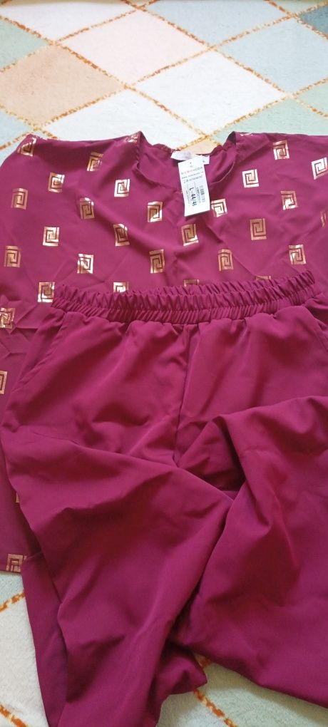 Costum damă  nou