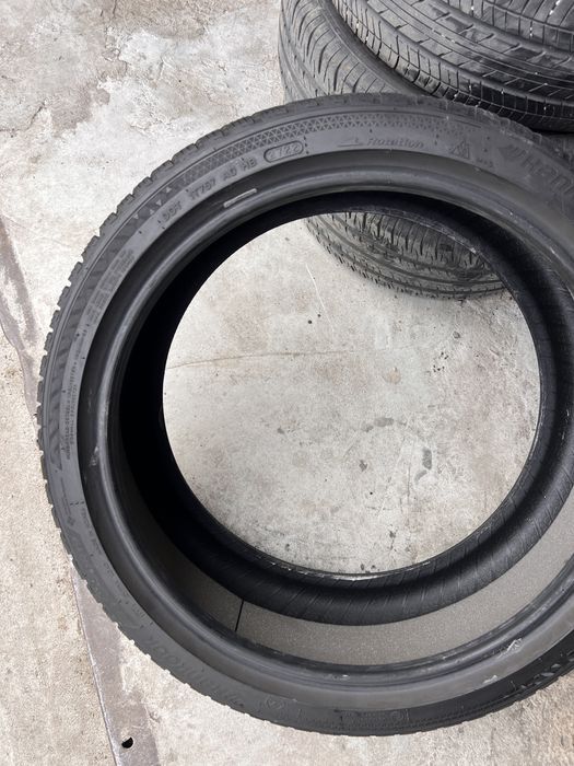 4 anvelope iarna 235/40/19 , hankook !