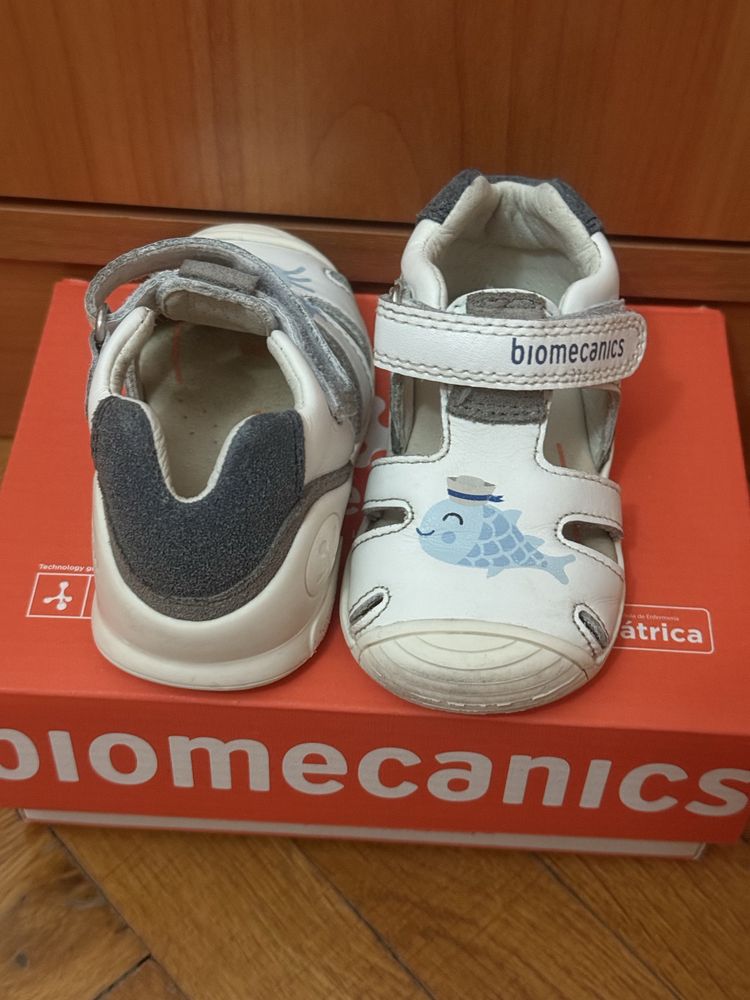 Бебешки обувки за прохождане Biomecanics