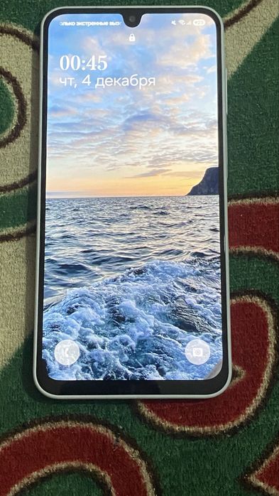 Самсунг А 16 новый нету царапины