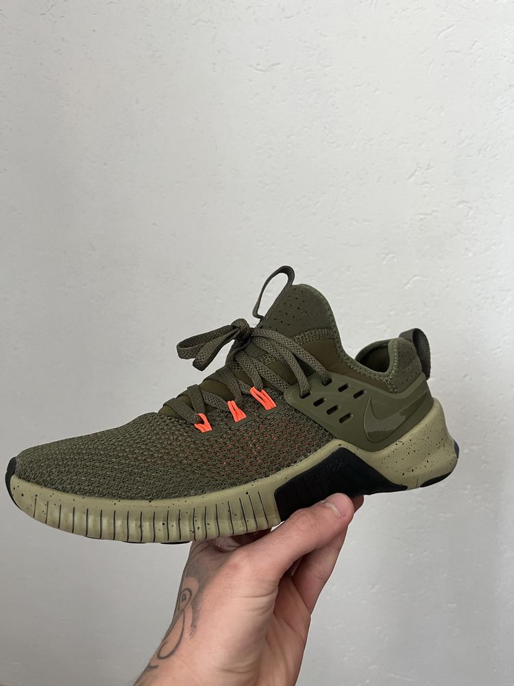 Nike Free Metcon Olive Canvas