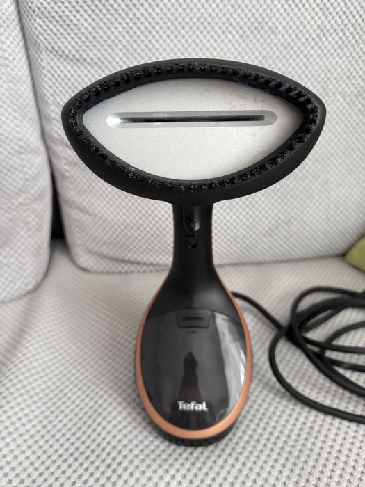 Уред за гладене с пара Tefal