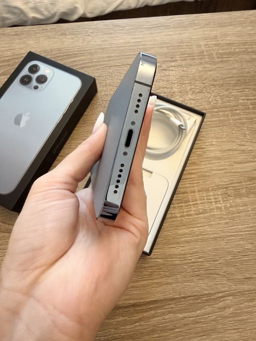 iPhone 13 Pro Max – 128 GB – Albastru – Impecabil