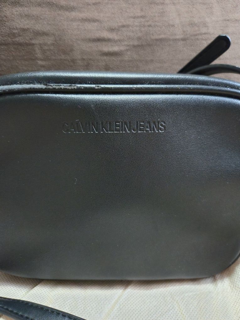 Оригинална чанта Calvin klein