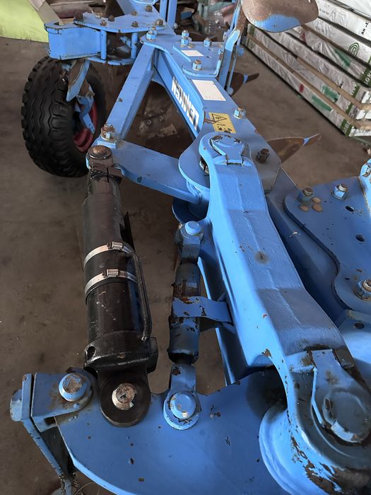 Lemken EurOpal 7 4+1 korpus sotiladi yevropadan kelgan