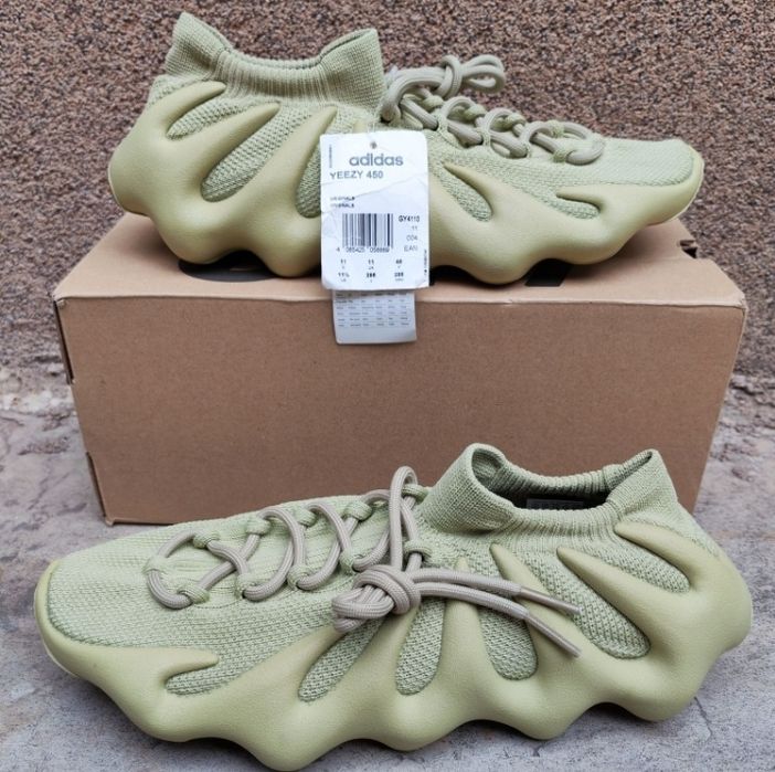 Adidas yeezy boost 450 mărimea 46