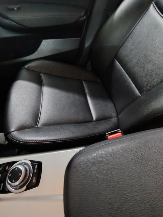 Detailing auto interior cartier Tractoru, curățare canapele, saltele e