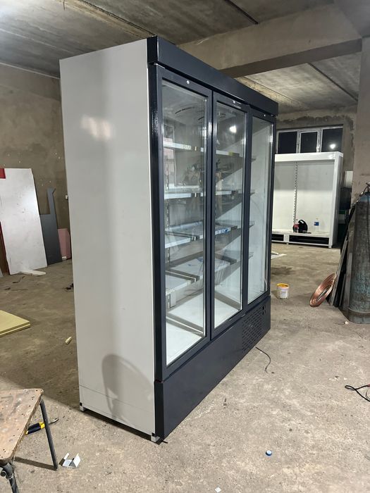 Витриннаые Холодильники