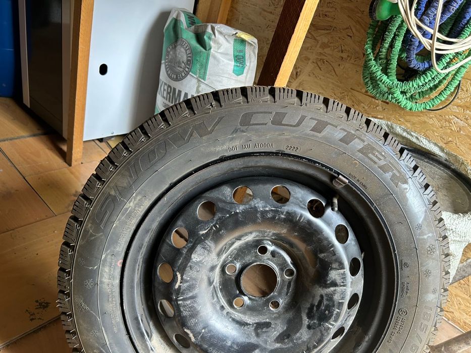 зимние шины комплект