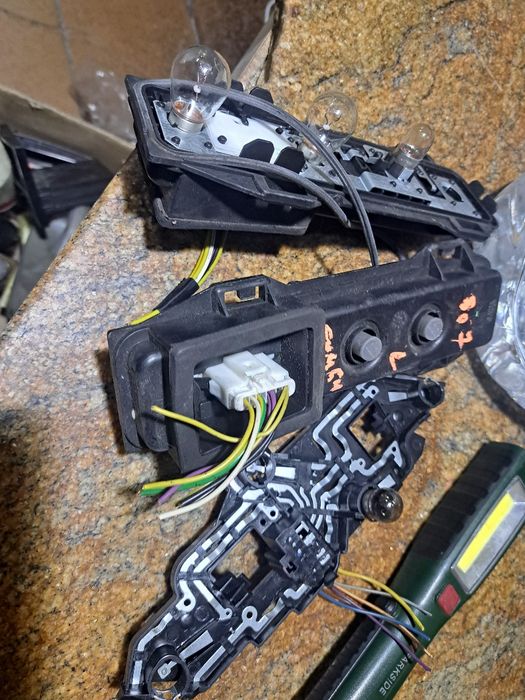 Оригинални платки стопове PEUGEOT 206Hb. 307Hb/combi