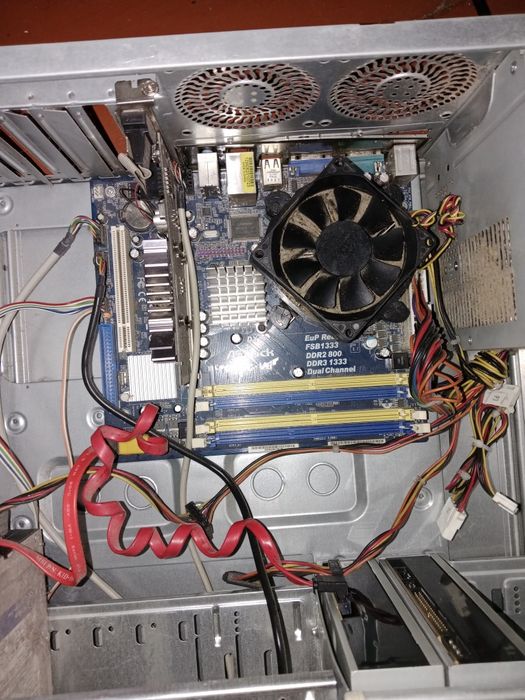 Компьютер с монитором