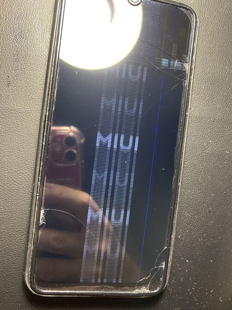 Работающий Redmi Note 8 нужно менять экран