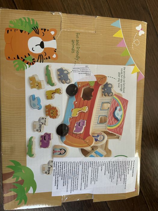 Arca lui Noe jucarie de lemn