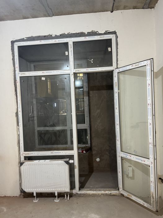 Продам пластиковое окно