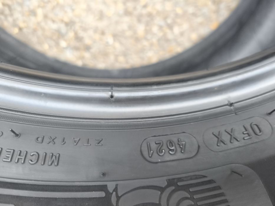 225/50/17" 2бр Michelin pilot alpin 5,dot4521,7mm
