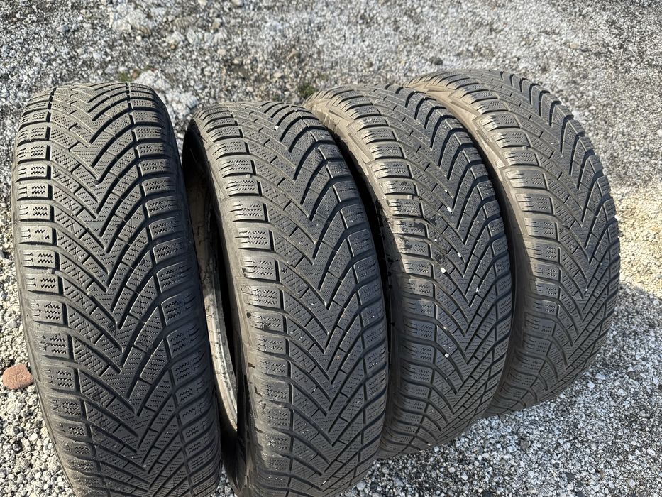 Зимни гуми 215/70/16