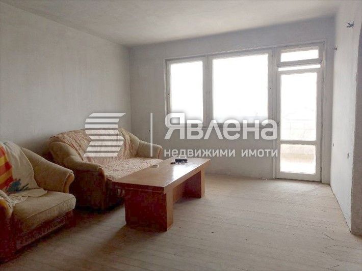 Продава се Многостаен апартамент в Благоевград, Освобождение - 160 кв.м за 938 €/кв.м - Снимка #1