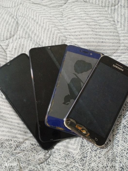 Продам телефоны на запчасти