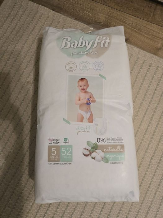 Lot scutece si chilotel BabyFit mas 5 2 bax sigilate 104 buc