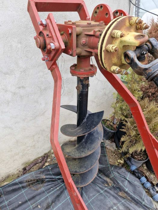 Свредел за дупки