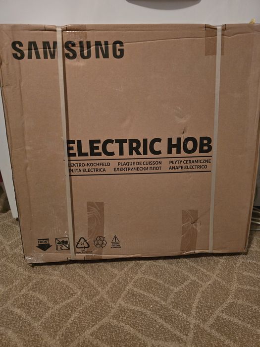 Plită electrică Samsung C61R1AAMST – nouă, sigilată, 4 zone, 6500 W