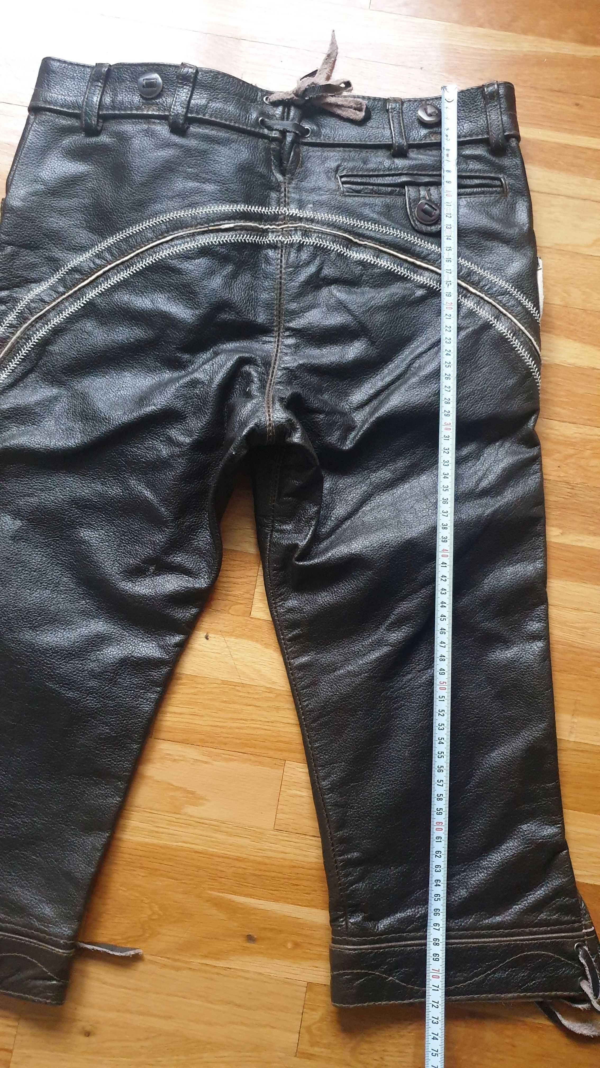 Pantaloni scurti bavarezi din piele naturala marimea 44 Edelnice